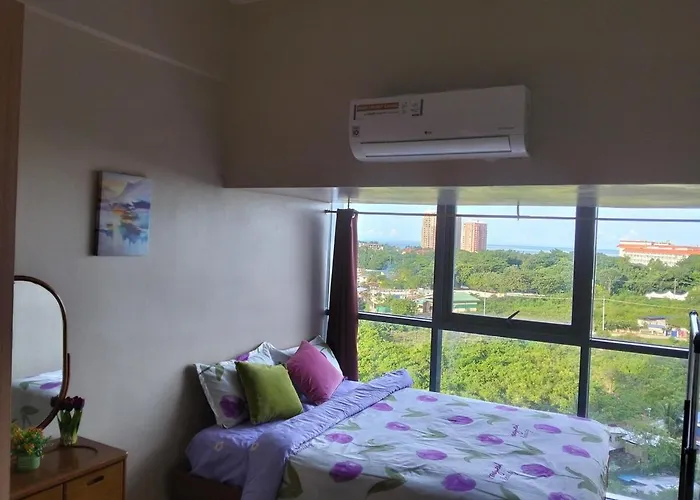 3 Brooms 3 Baths Cozy Condo, One Manchester Place Apartment *