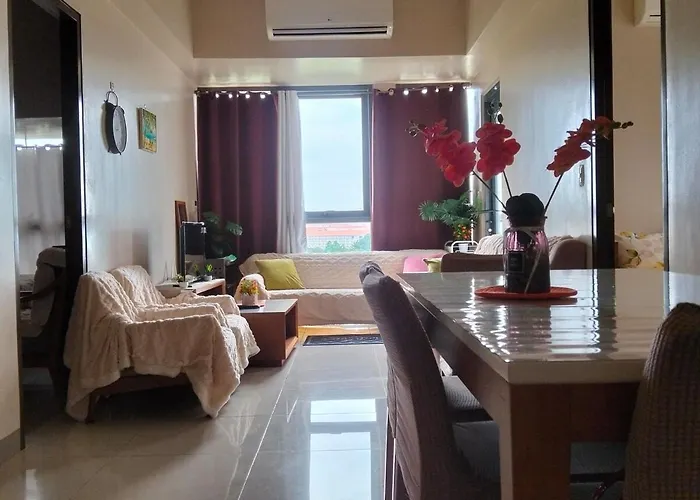 3 Brooms 3 Baths Cozy Condo, One Manchester Place * Punta Engano (Mactan)