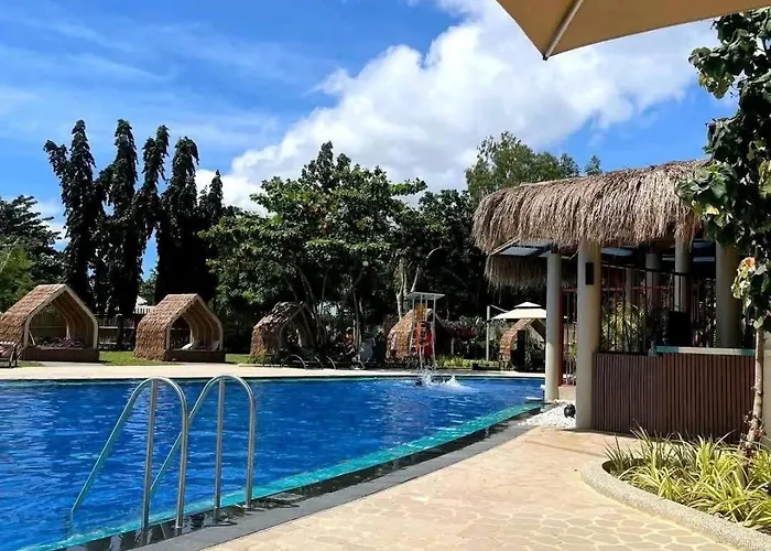 3 Brooms 3 Baths Cozy Condo, One Manchester Place Apartment *