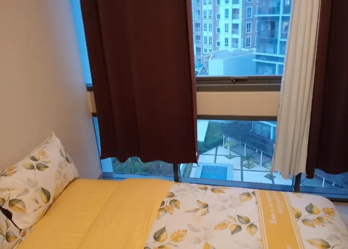 Apartment 3 Brooms 3 Baths Cozy Condo, One Manchester Place *