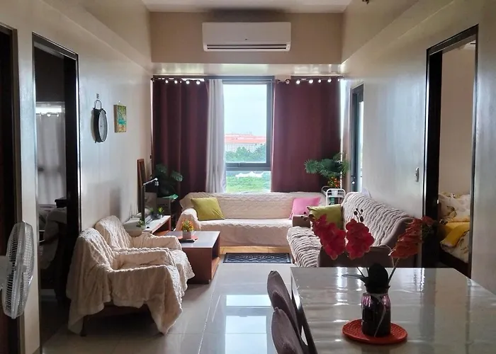 3 Brooms 3 Baths Cozy Condo, One Manchester Place