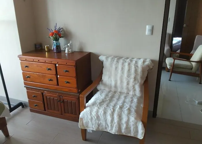 Apartment 3 Brooms 3 Baths Cozy Condo, One Manchester Place