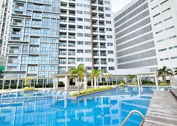 3 Brooms 3 Baths Cozy Condo, One Manchester Place Apartment Punta Engano (Mactan)