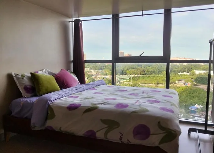 3 Brooms 3 Baths Cozy Condo, One Manchester Place * Punta Engano (Mactan)