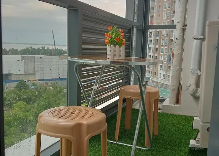 3 Brooms 3 Baths Cozy Condo, One Manchester Place Apartment Punta Engano (Mactan)